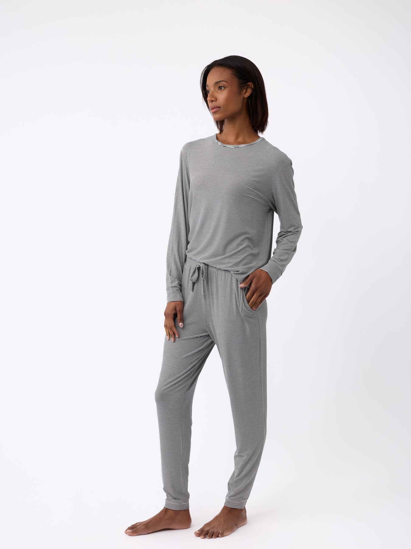 Women's Bamboo Stretch-Knit Tapered Pant