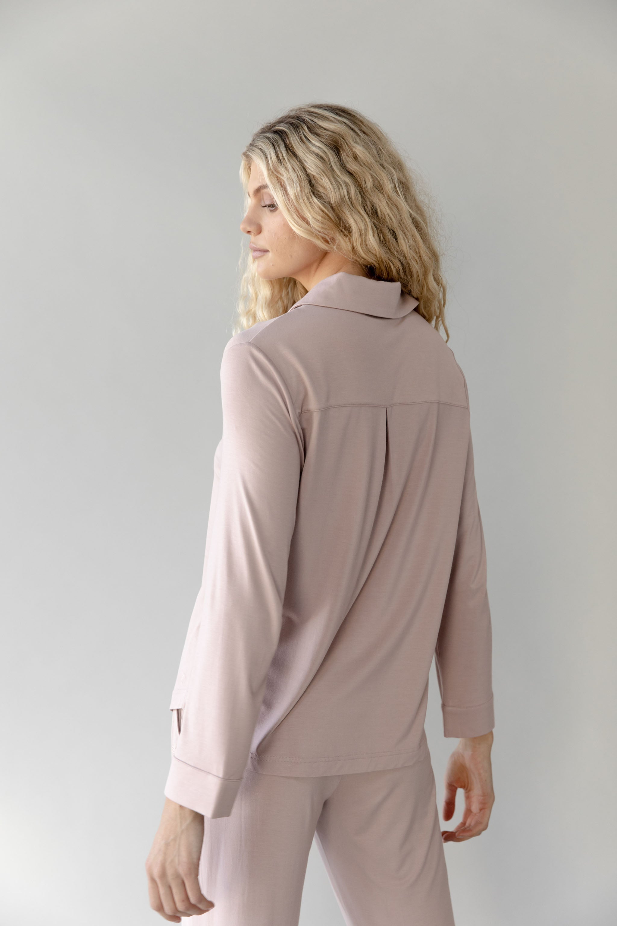 Women's Bamboo Stretch-Knit Collared Long Sleeve Button Down - Last Chance